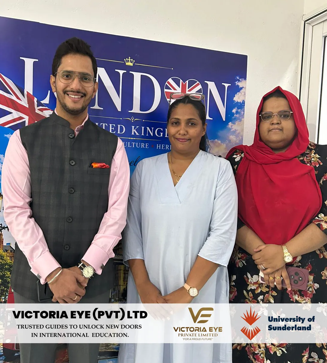 Victoria Eye team with happy clients